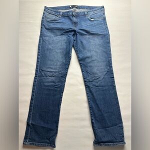 Kut from the Kloth Classic Blue Denim Jeans. Size 16
